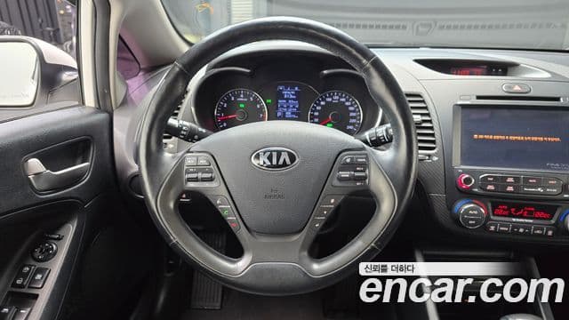 Kia K3 Trendy, 2015 13