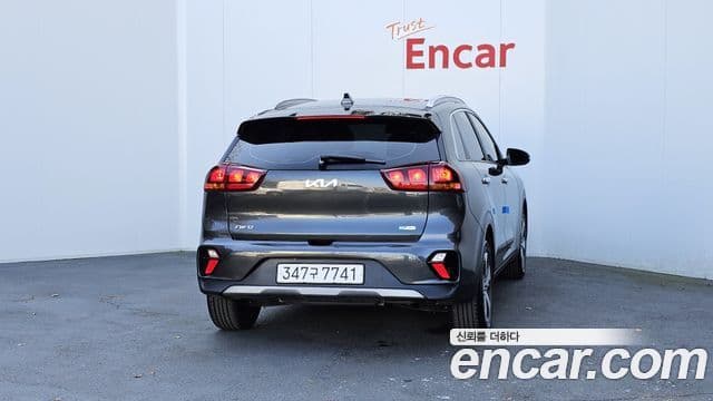 Kia The / новый New Niro Trendy, 2022 4