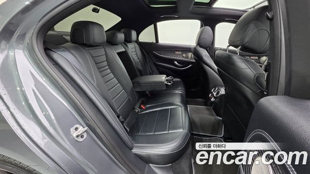 Mercedes-Benz E-класс W213 AMG Line, 2021 19