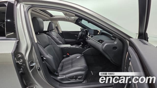 Lexus ES300h 7세대 Executive, 2021 10