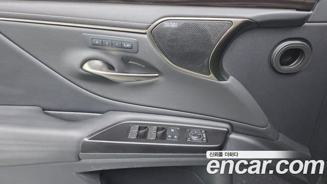 Lexus ES300h 7세대 Executive, 2021 13
