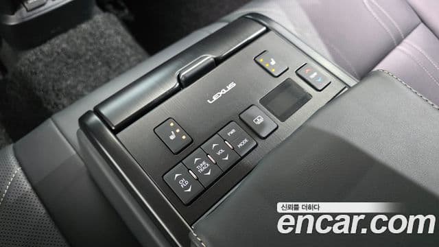 Lexus ES300h 7세대 Executive, 2021 19