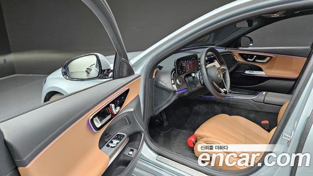 Mercedes-Benz E-класс W214 Avantgarde, 2025 11