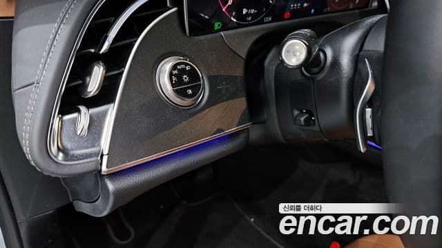 Mercedes-Benz E-класс W214 Avantgarde, 2025 17