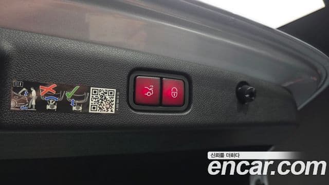 Mercedes-Benz E-класс W214 Avantgarde, 2025 20