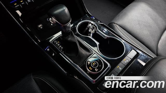 Kia Mohave The / новый Master Platinum, 2023 9