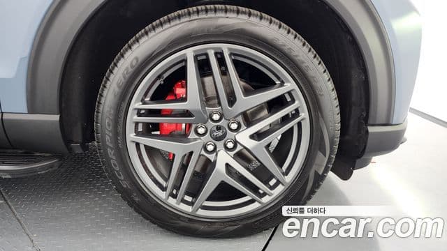 Ford Explorer 6세대 2.3 ST-Line 4WD, 2025 все фото