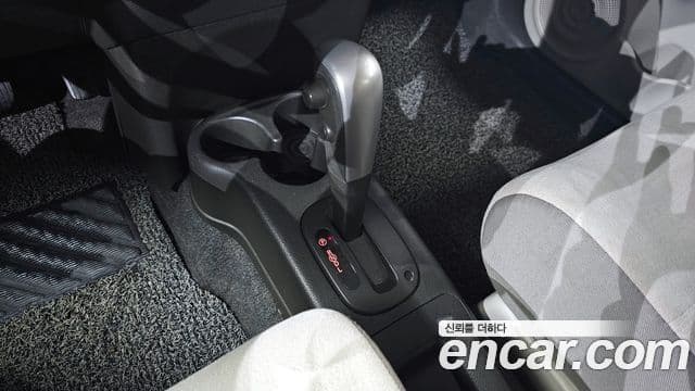 Nissan 큐브 Z12, 2011 9