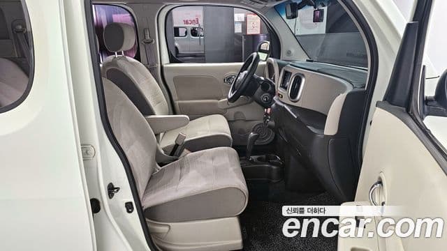 Nissan 큐브 Z12, 2011 10