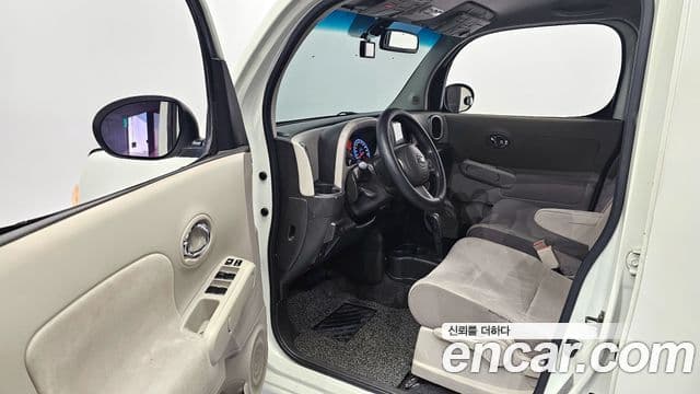 Nissan 큐브 Z12, 2011 11