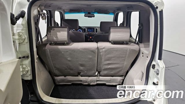 Nissan 큐브 Z12, 2011 20