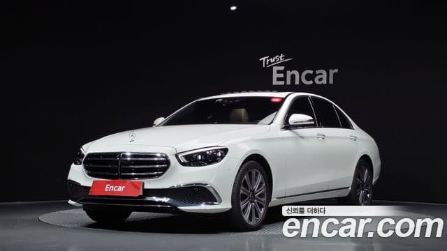 Mercedes-Benz E-класс W213 Exclusive, 2023 1