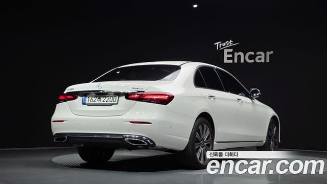 Mercedes-Benz E-класс W213 Exclusive, 2023 2