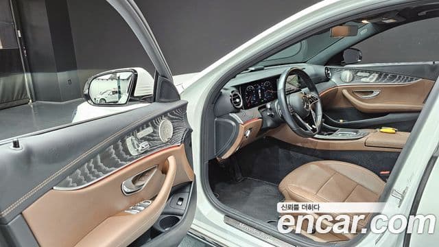 Mercedes-Benz E-класс W213 Exclusive, 2023 11