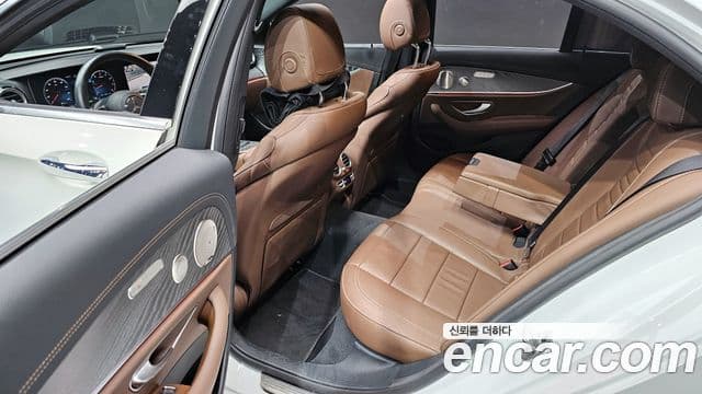 Mercedes-Benz E-класс W213 Exclusive, 2023 12