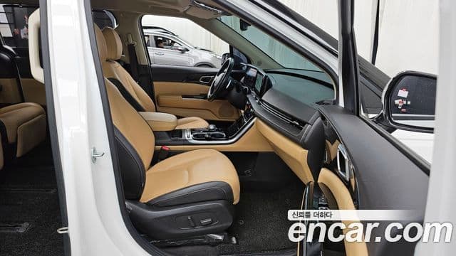 Kia Carnival 4세대 Signature, 2022 11
