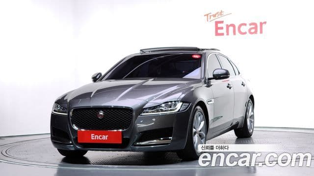 Jaguar XF (X260) 25t Portfolio, 2019 1