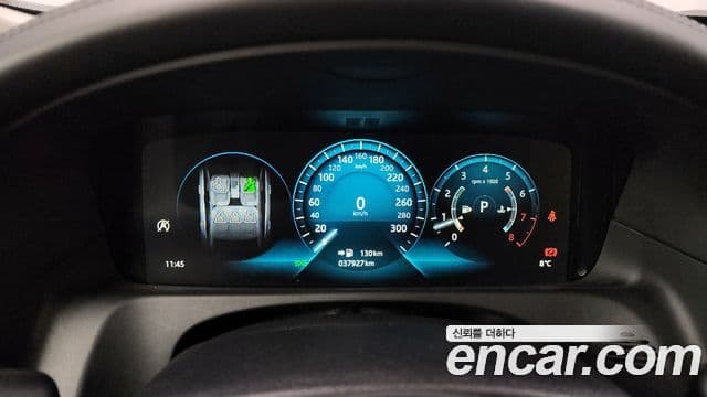 Jaguar XF (X260) 25t Portfolio, 2019 8