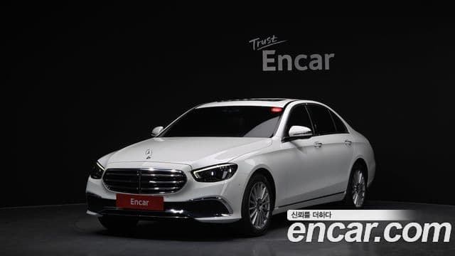 Mercedes-Benz E-класс W213 Exclusive, 2022 1