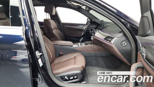 BMW 5시리즈 (G30) 523d M Sport, 2023 11