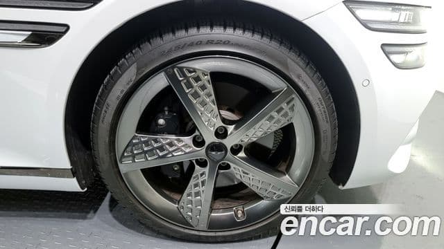 Genesis G80 (RG3) бензин 2.5 турбо AWD, 2026 все фото