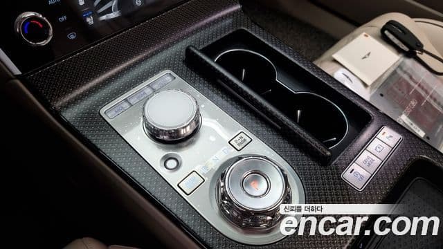 Genesis G80 (RG3) бензин 2.5 турбо AWD, 2026 9