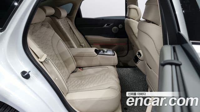 Genesis G80 (RG3) бензин 2.5 турбо AWD, 2026 12