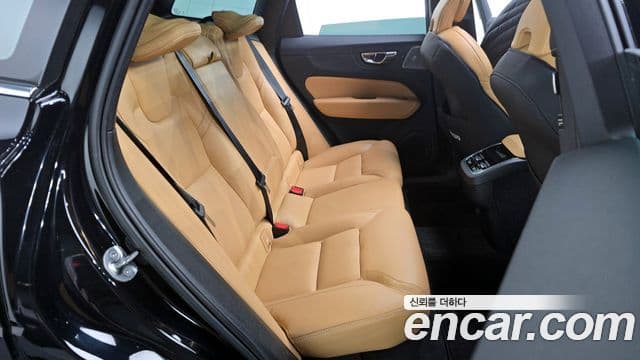 Volvo XC60 2세대 B5 Inscription, 2022 12