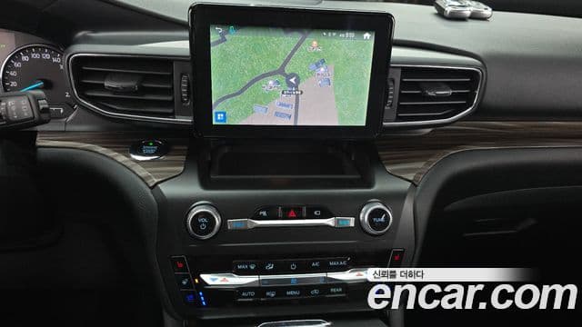 Ford Explorer 6세대 2.3 Limited 4WD, 2020 16