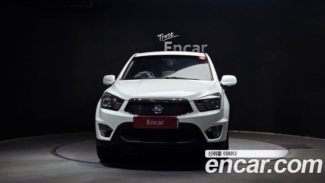 KG모빌리티(SsangYong) Korando Sport Club, 2013 3