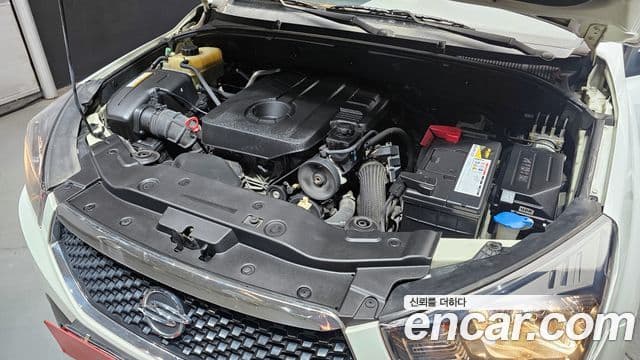 KG모빌리티(SsangYong) Korando Sport Club, 2013 6