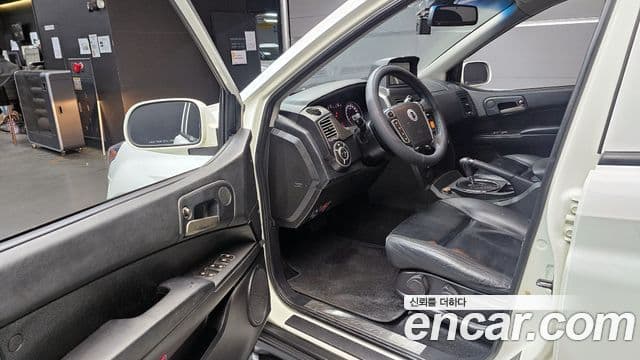 KG모빌리티(SsangYong) Korando Sport Club, 2013 11