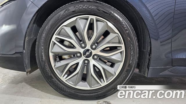 Kia K5 гибрид 3세대 Prestige, 2022 все фото