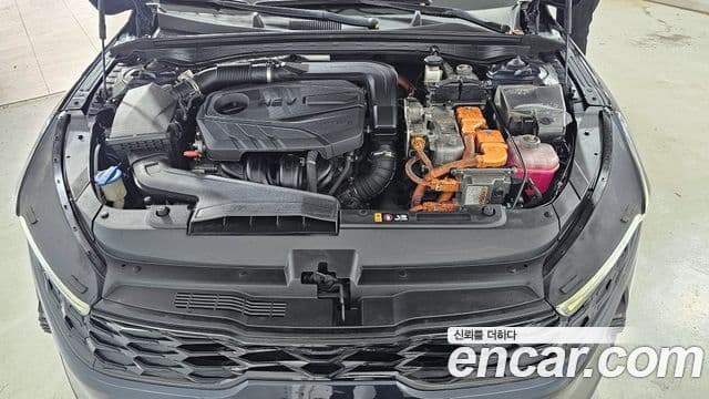 Kia K5 гибрид 3세대 Prestige, 2022 6