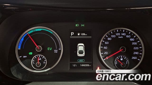 Kia K5 гибрид 3세대 Prestige, 2022 8