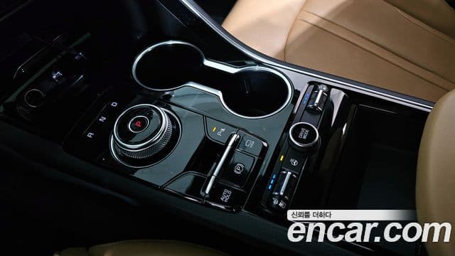 Kia K5 гибрид 3세대 Prestige, 2022 9