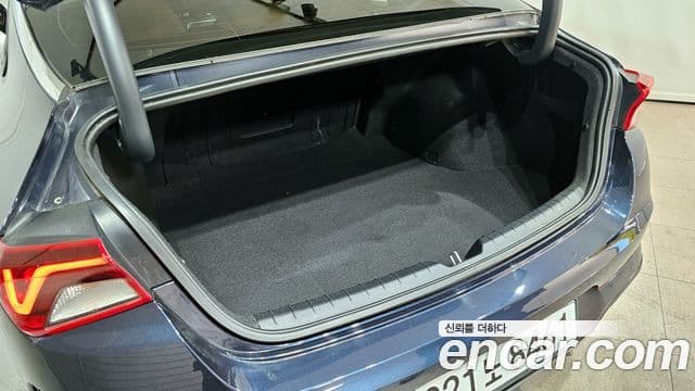 Kia K5 гибрид 3세대 Prestige, 2022 20