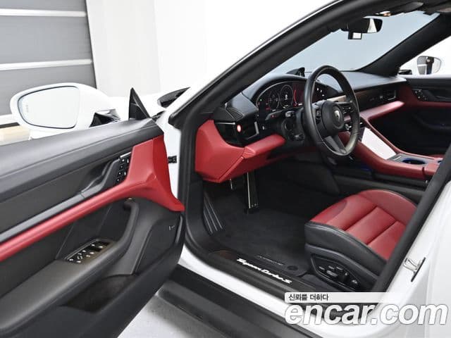 Porsche 타이칸 турбо S, 2025 11