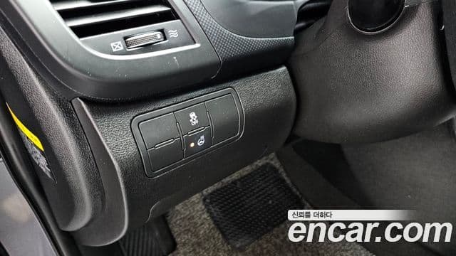 Hyundai Accent(новый кузов / новое поколение) Modern, 2015 14