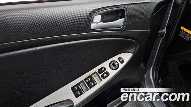 Hyundai Accent(новый кузов / новое поколение) Modern, 2015 18