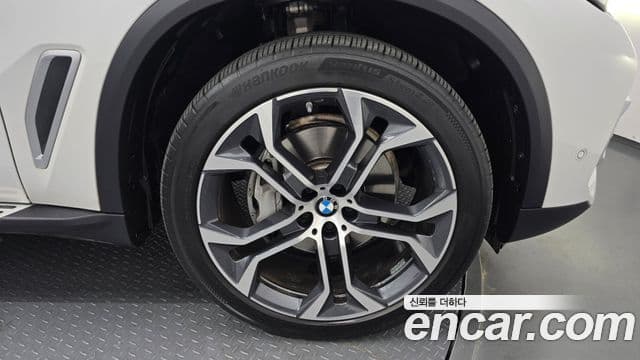 BMW X5 (G05) xDrive 30d xLine, 2023 все фото