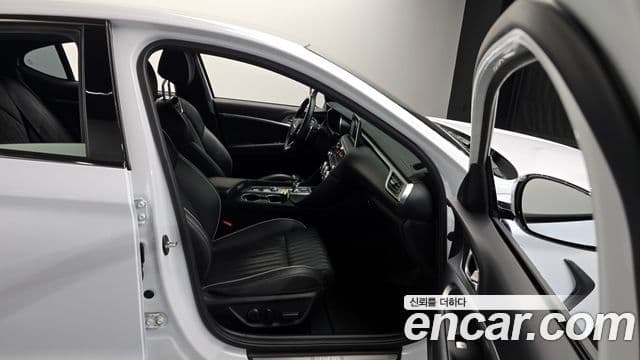 Genesis G70 Sport пакет, 2018 10