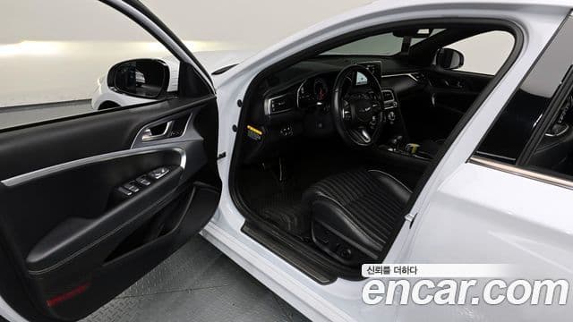 Genesis G70 Sport пакет, 2018 11