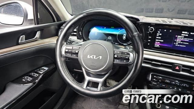 Kia K5 3세대 Noblesse, 2022 13