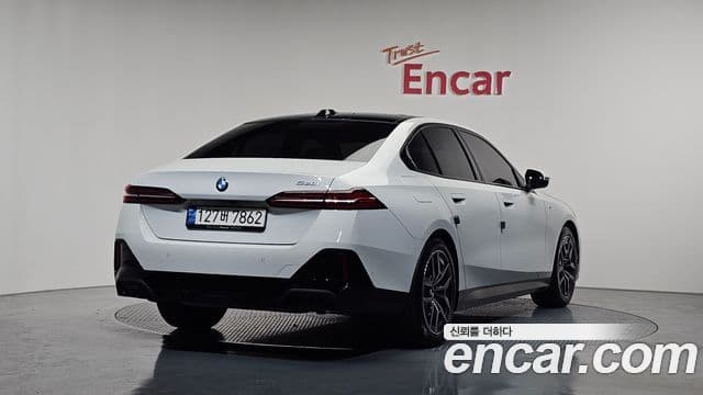 BMW 5시리즈 (G60) 520i M Sport, 2024 2