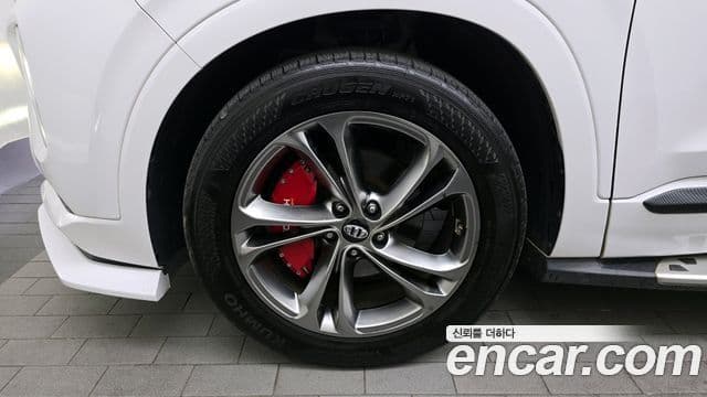 Hyundai Santa Fe TM Inspiration, 2020 все фото