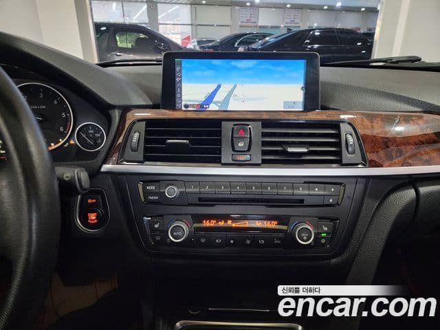 BMW 3시리즈 (F30), 2012 7