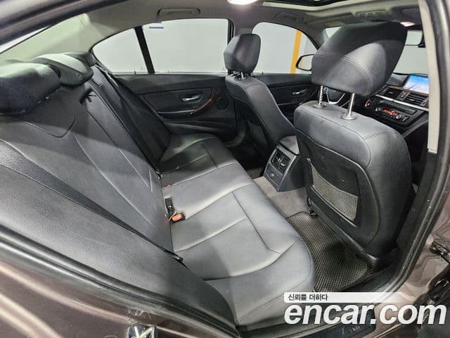 BMW 3시리즈 (F30), 2012 15