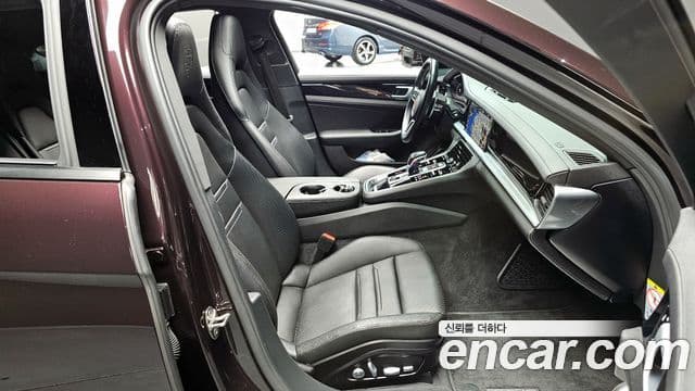 Porsche Panamera (971), 2020 10