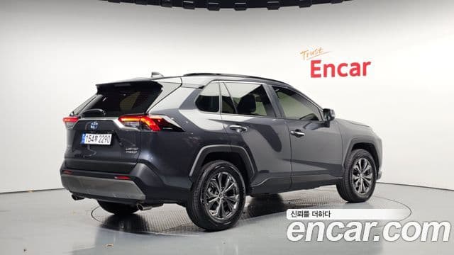 Toyota RAV4 5세대 2.5 4WD гибрид LTD, 2023 2
